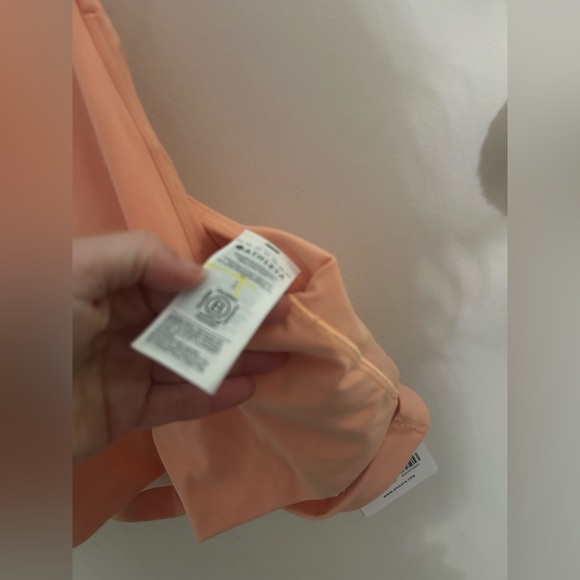 Athleta Consciously Crop Cut-Out Bra NWT - Picture 12 of 15
